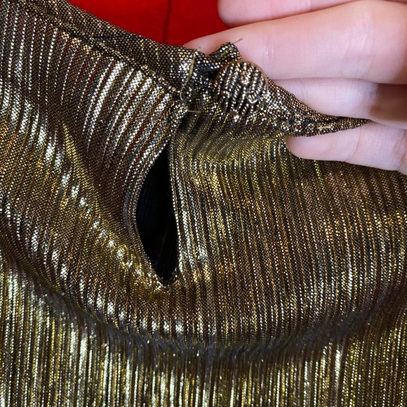 ⭐️Vintage gold top⭐️ - Picture 8 of 8